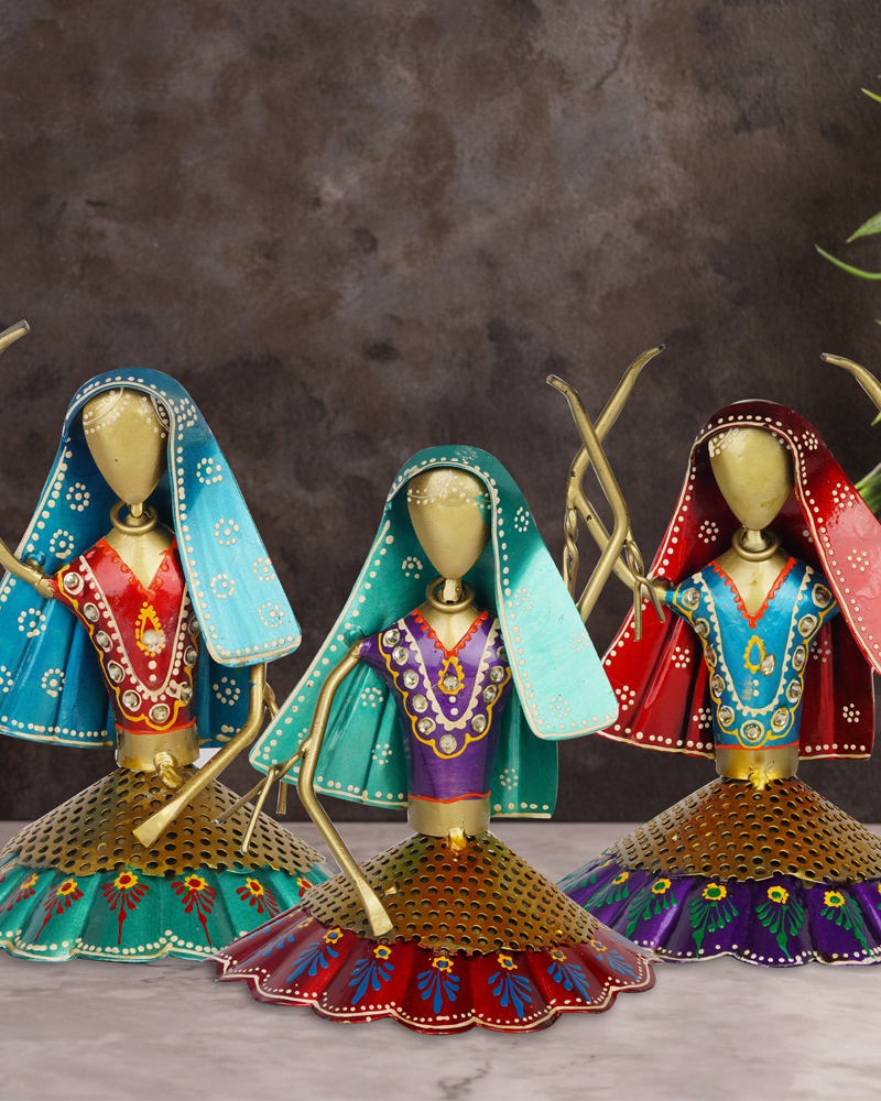 handicraft metal Dancing Indian Lady